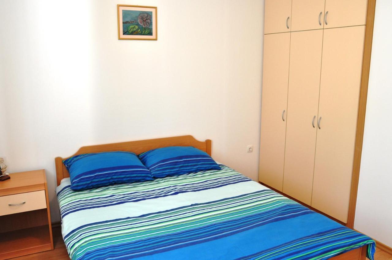 Apartments With A Parking Space Selce, Crikvenica - 11527 Exterior foto