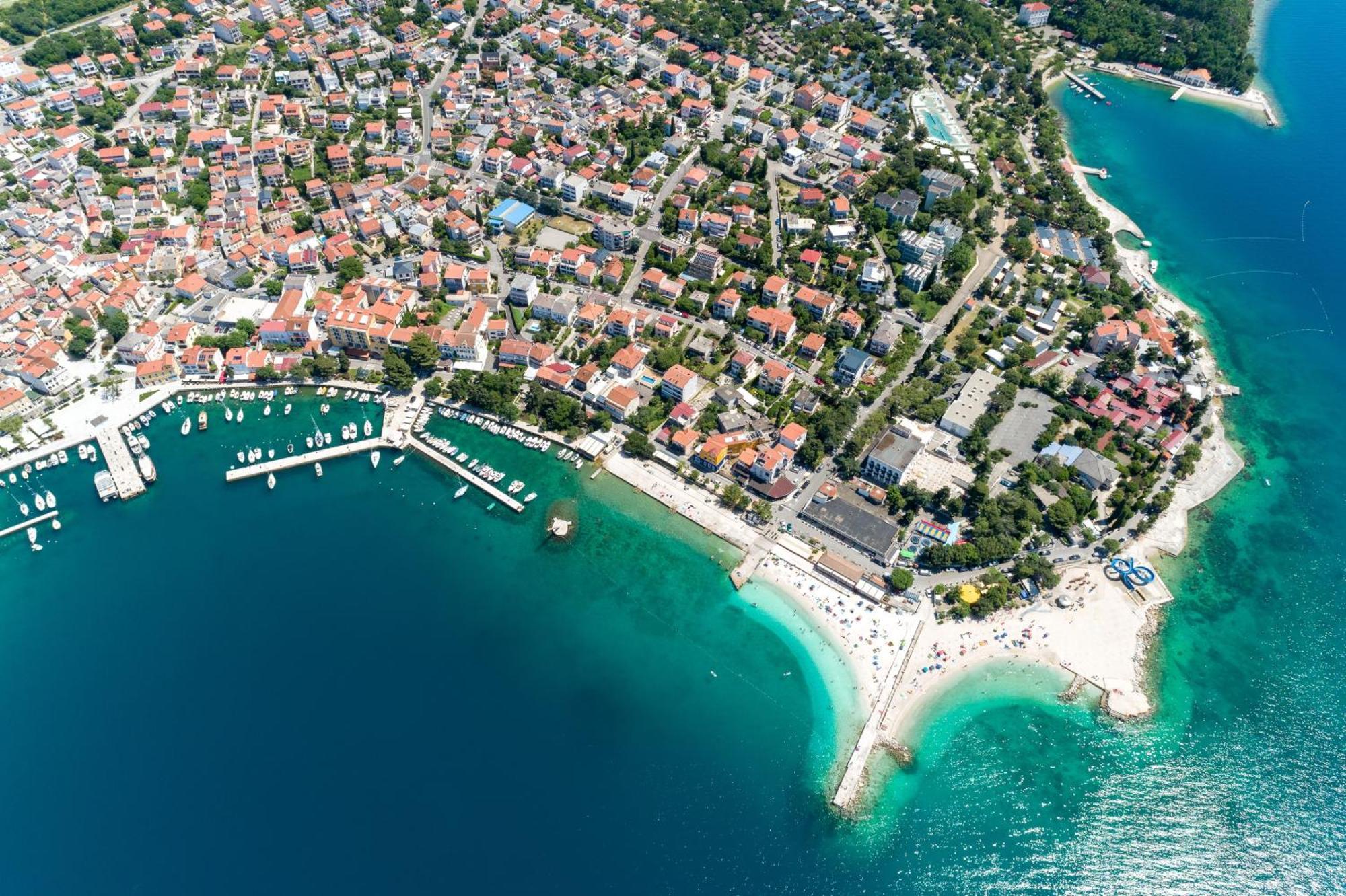 Apartments With A Parking Space Selce, Crikvenica - 11527 Exterior foto